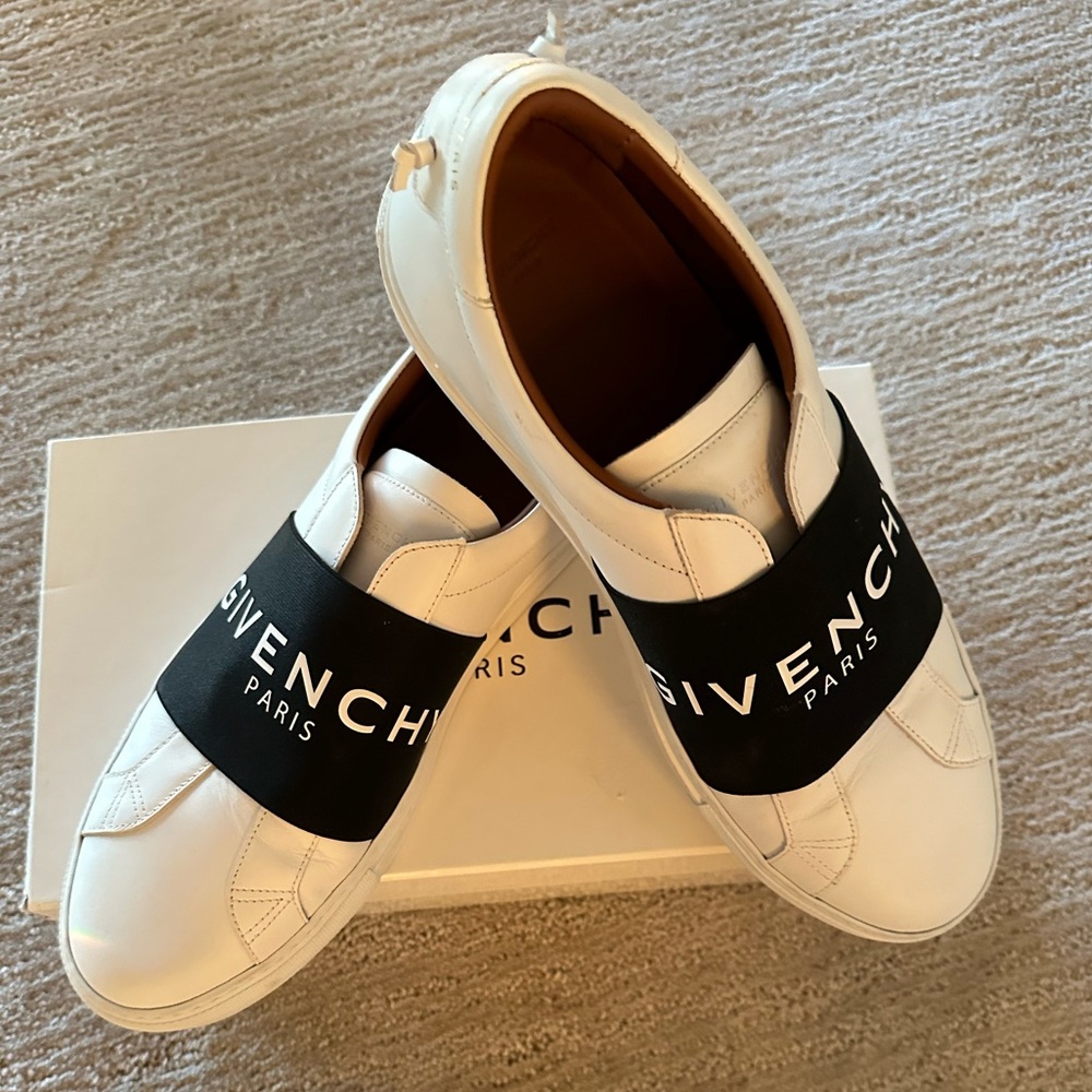Givenchy City Sport Logo Embroidered Sneakers
